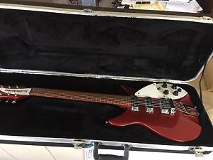 Rickenbacker 350V63 Ruby (785)