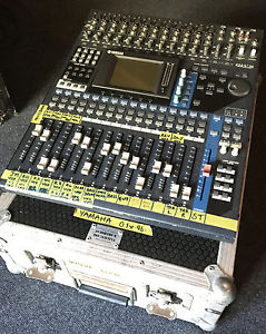 Yamaha O1V 96 16 Channel digital mixing desk with ADAT + Full Flightcase.