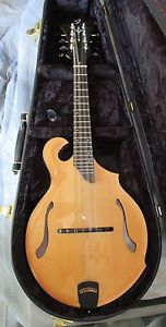 Breedlove Mandolin Acoustic/Electric Premier FF Spring Model LR Baggs pick-up