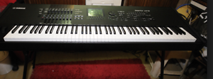 Yamaha Motif XF8 Keyboard Synthesizer