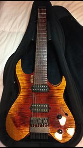 Kiesel Vader V7 headless guitar