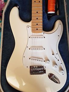 2002 Fender Stratocaster Starter Bundle