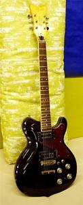 MOSRITE 500 BLUESBENDER “ANOTHER HIPPY GUITAR” 1972. Extremely Rare. Black.