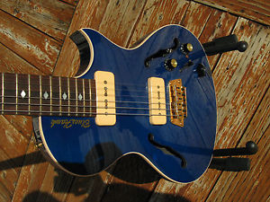 Gibson Blueshawk Guitar with OHSC