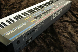 FREE SHIPPING Roland Juno-106 Polyphonic Analog Synthesizer made in Japan