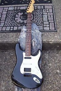 vintage 1984 fender stratocaster guitar made in usa  rare original