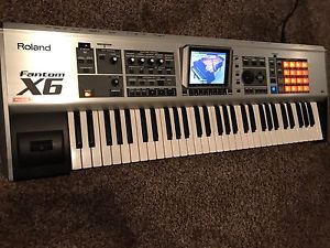 Roland FANTOM X6