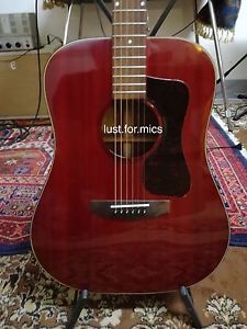 ***GUILD D25 CHERRY 1973 VINTAGE GUITAR***