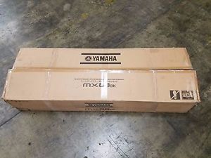 Yamaha S90 Keyboard Synthesizer Great Condition