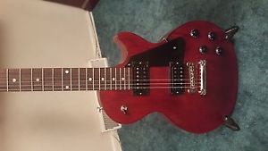 Gibson Les Paul Faded 2017   Worn Cherry Electric Guitar