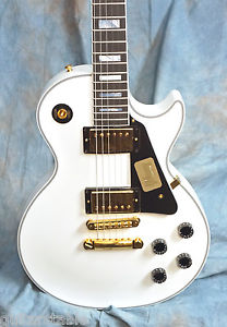 Gibson LP Custom Alpiine White, Gold Hardware Custom Shop COA Awesome Player Axe
