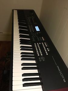 Yamaha MOXF8 Keyboard Synthesizer