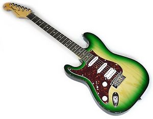 SPEAR GUITAR Jamaican green Stratocaster Lefty E-guitar SG - EST 15R - JGN - LH
