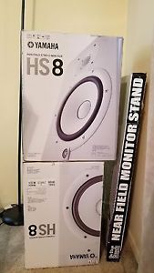 yamaha HS8, Brand NEW, White with Stand