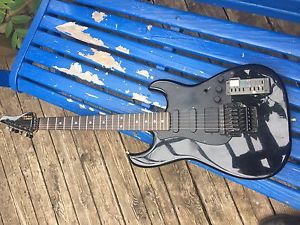 Casio PG-380 MIDI synth guitar