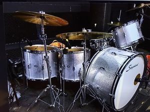 Vintage slingerland drum kit