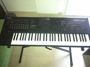 Yamaha Motif XF6 Keyboard Synthesizer