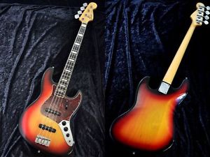 Fender USA 1973 Jazz Bass Used  w/ Hard case