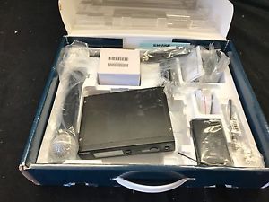 Shure SLX124/85/SM58 Combo Wireless Microphone System