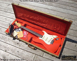 Vintage 1989 Fender 1962 Reissue V0 Stratocaster Fiesta Red AVRI Strat 1988 1987