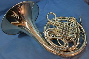 Conn 8D Double French Horn w/Case, Mouthpiece