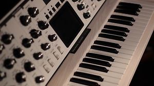 Moog Minimoog Voyager Performer Edition Keyboard Synthesizer