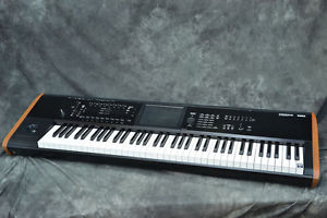 KORG KRONOS2 73keys workstation synthesizer Keyboard  New Japan