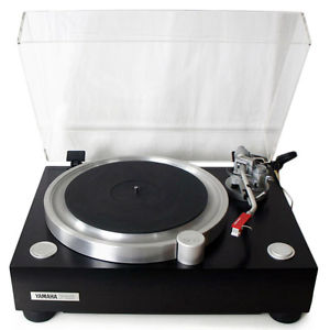 YAMAHA GT-2000 GT2000 Audio Sound Record Player Turntable Used Japan