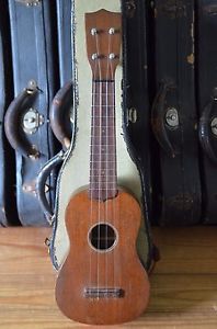 Vintage 1925 Oliver Ditson Dreadnought soprano ukulele Style 0 by CF Martin