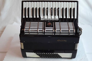 Weltmeister 72-bass French Musette-tuned accordion - professionally tuned