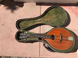 Gibson Mandolin Style A 1915 Serial #25040 Original Case