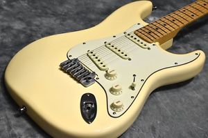 Performance Guitar ST Type Vintage White Used Electric Guitar Free Shipping