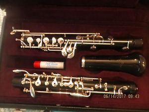 YAMAHA YOB-211 STUDENT OBOE ~ BEAUTIFUL INSTRUMENT!