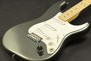 Fender Eric Clapton Signature Stratocaster Pewter Normal Condition With Case