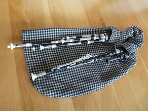 Northumbrian small pipes, G-set.