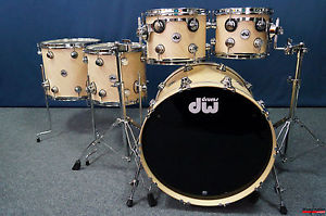 DW USA Collector's Series Satin Oil Shellset in "Satin Natural" 22,10,12,14,16"