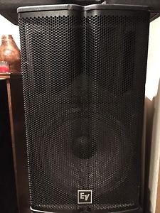 Electro Voice Tx1152