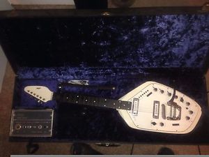 Vintage 1967 Vox guitar organ V251, original case and tone generator box