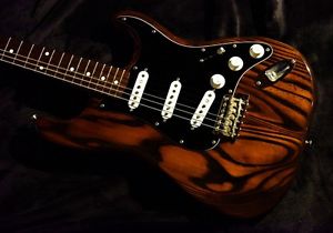 (end)  Navigator Custom Order ST, Stratocaster type electric guitar, MIJ, a1094