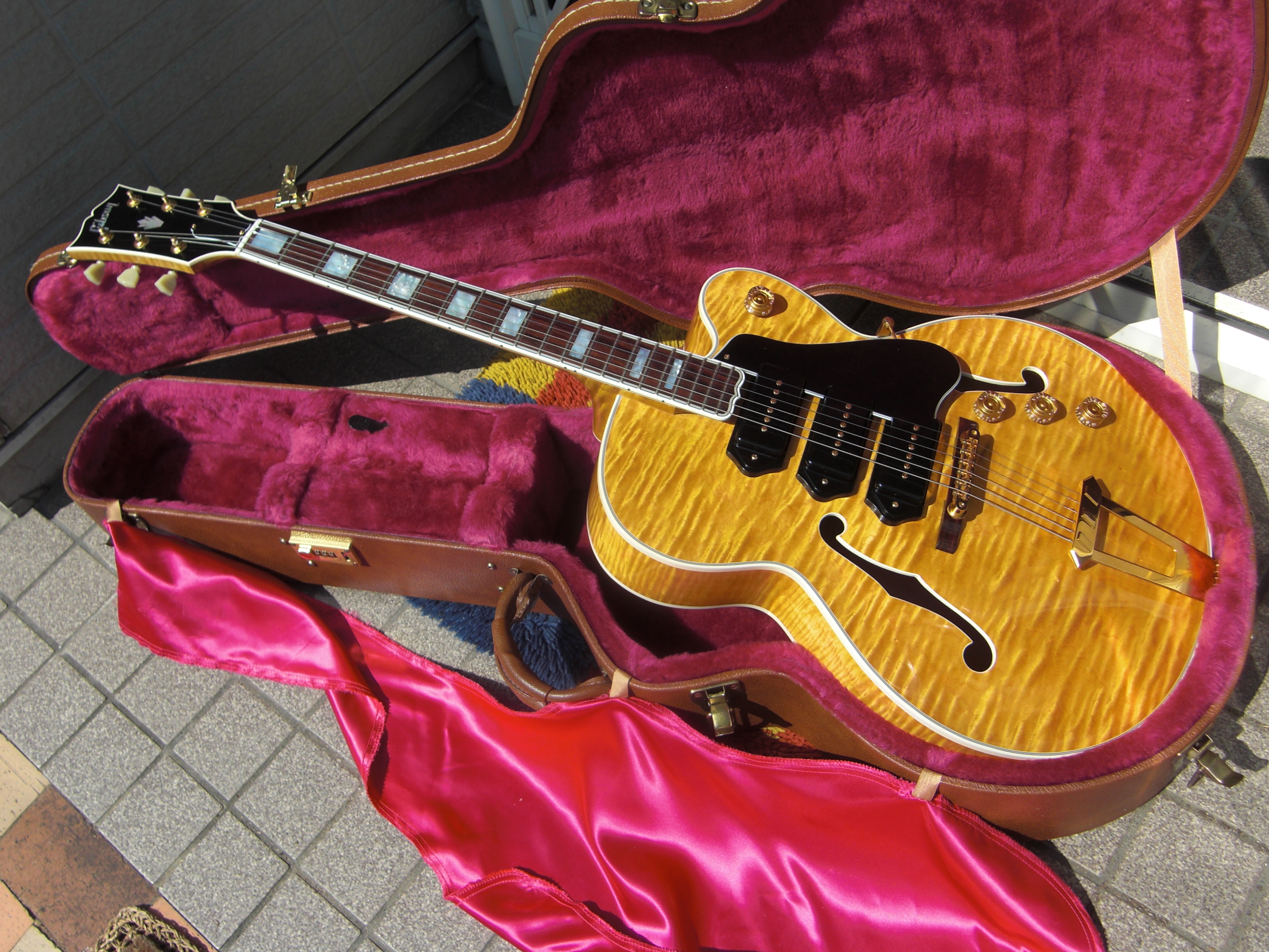 Gibson ES-5 Historic Collection 1997 with Original Hard Case Good Condition!