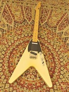 RS Guitarworks Tee Vee Used  w/ Hard case