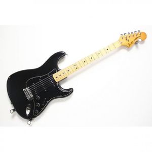 FENDER STRATOCASTER Used Guitar Free Shipping from Japan #g2204