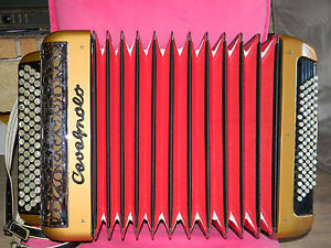 Accordeon CAVAGNOLO  4 rangs  80 basses   ACCORDION MODELE A IDENTIFIER