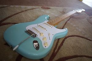 MJT FENDER JAPAN STRATOCASTER AMERICAN LIGHT RELIC'D DAPHNE BLUE MIJ NECK 84-87