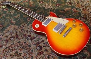 Gibson Les Paul Standard Cherry Sunburst Used  w/ Hard case