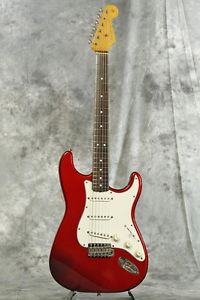 Fender American Vintage ’62 Stratocaster Candy Apple Red w/hardcase/512