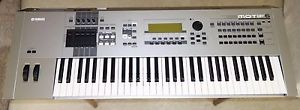 Yamaha Motif 6 keyboard synthesizer - AMAZING CONDITION  B's Knees Hammond RARE.