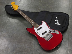Fender Japan MG69 CAR 2011 SS 2.93kg Mustang Red Softcase