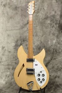 Rickenbacker 330 Mapleglo w/hardcase/512