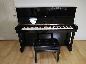 Kawai upright Piano
